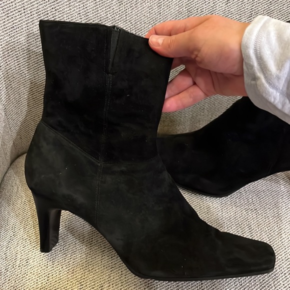 Nine West black suede ankle bootie, size 7 - Picture 2 of 10